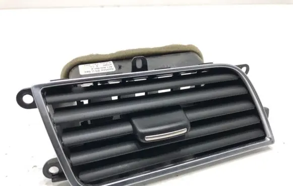 Audi A8 S8 D4 4H Dashboard side air vent grill/cover trim 4H1820902A