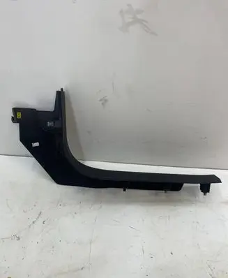 Chevrolet Trax Front sill trim cover 9547 0268