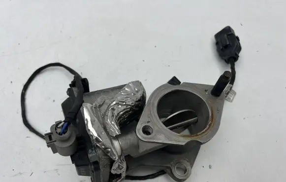 Hyundai Santa Fe Throttle body valve 284622F700