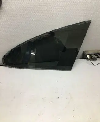 Honda CR-V Rear side window