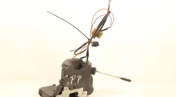 Mercedes-Benz CLK A208 C208 Front door lock 