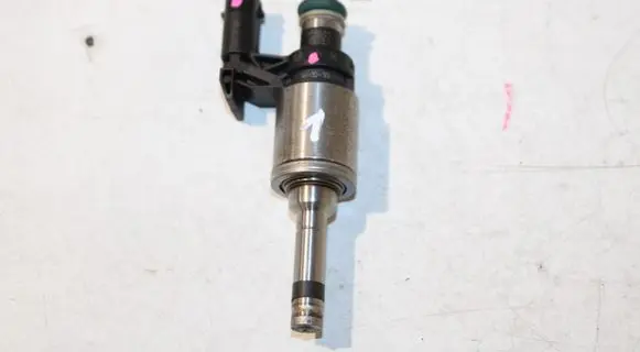 Fuel injector