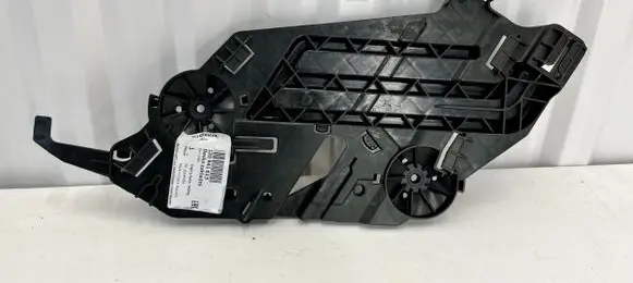 Skoda Octavia Mk2 (1Z) Headlight/headlamp mounting bracket 1Z0941613 20240401 B2S1CD600