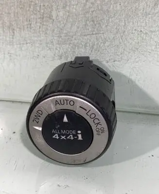 Nissan X-Trail T31 Differential lock switch 