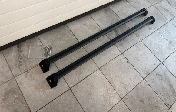 Ford Ranger Roof transverse bars on the 