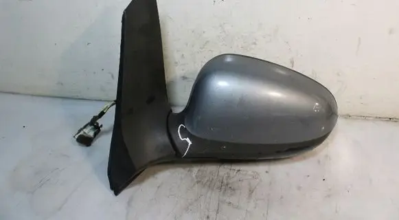 Front door electric wing mirror
