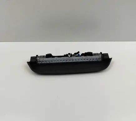BMW 3 G20 G21 Third/center stoplight 7420462