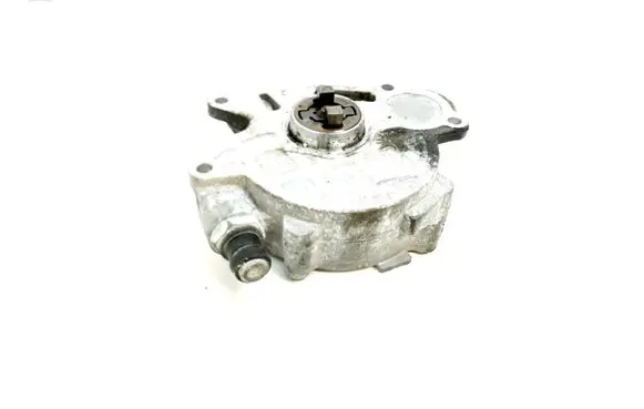 Volkswagen PASSAT B7 USA Vacuum pump 03L145100F
