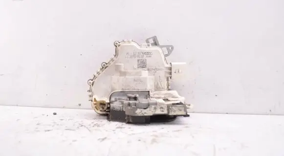 Audi A4 S4 B8 8K Front door lock 8J2837016