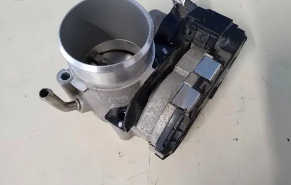 Hyundai Ioniq Throttle valve 3510003HA0