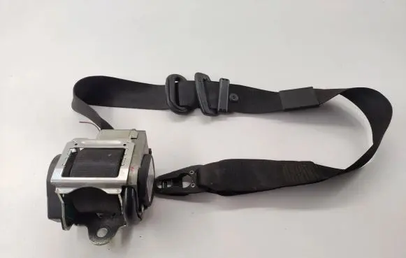 Audi A8 S8 D3 4E Front seatbelt