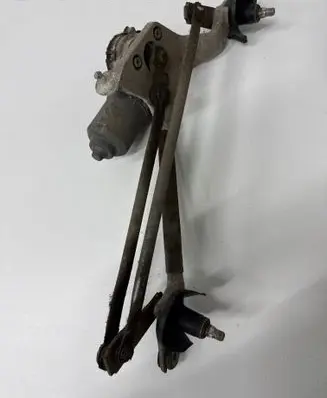 Toyota Yaris Front wiper linkage and motor 851100D080