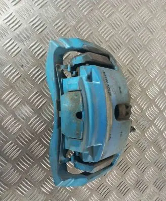 BMW 5 F10 F11 Front brake caliper 6786818