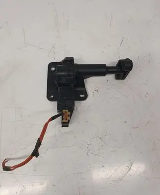 Chrysler Grand Voyager IV Vent window/glass motor 04717606