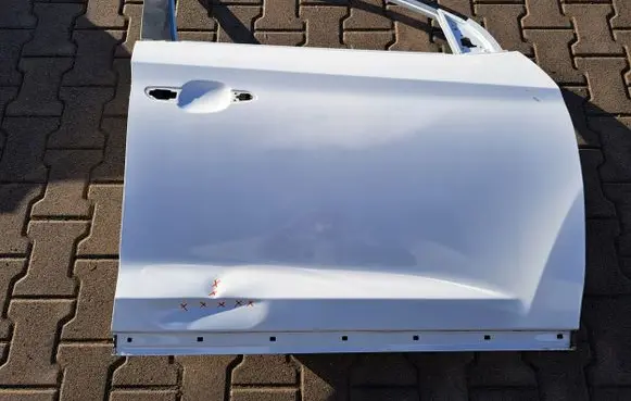 Hyundai Tucson TL Front door