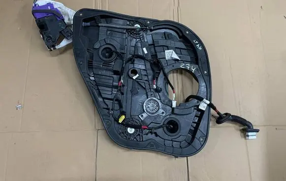 Hyundai i30 Sliding door motor assembly 83470G4220
