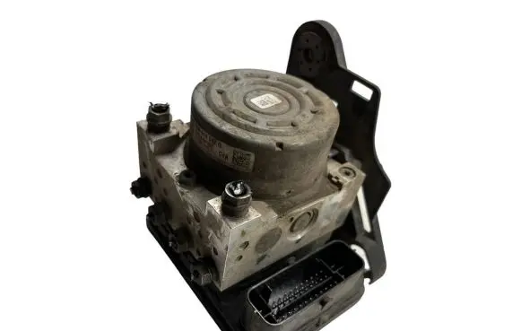 Skoda Octavia Mk3 (5E) ABS Pump 5Q0614517Q 10022002924 5Q0907379R