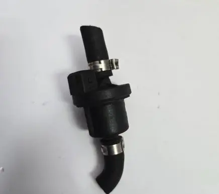 Volkswagen Golf V Valve vacuum 0280142300 056133511