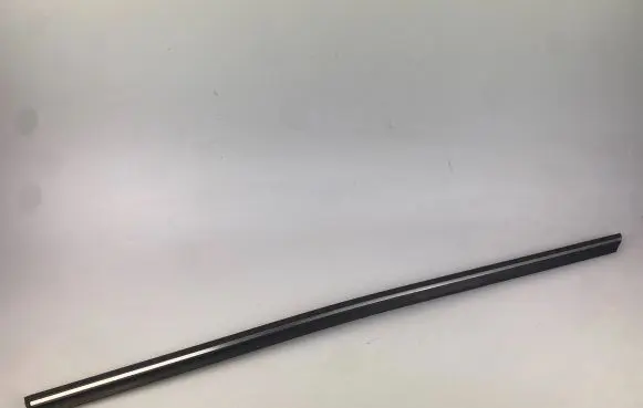 Mercedes-Benz SLK R172 Front door glass trim molding A1727200124