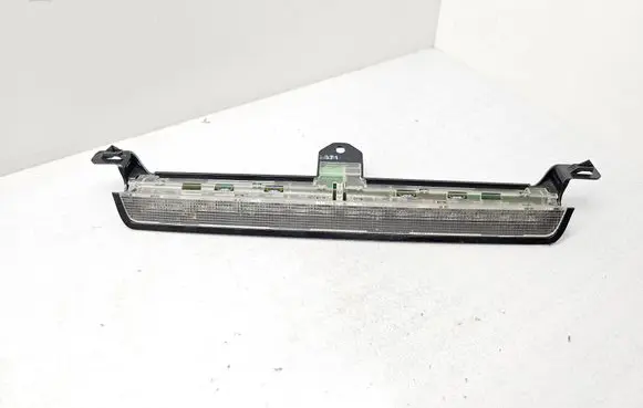 Volvo V70 Third/center stoplight 8658948 152688