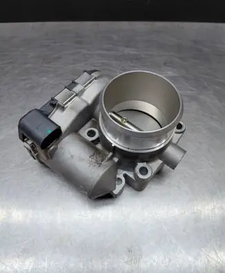 Audi A4 S4 B7 8E 8H Throttle valve