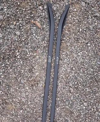BMW iX1 Windshield trim 9478898 9478897
