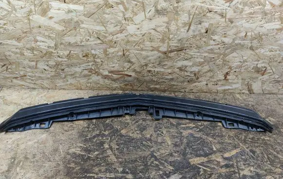 Mercedes-Benz A W176 Front bumper mounting bracket A2468850365