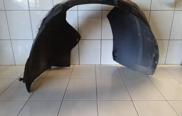 KIA Sportage Front arch 