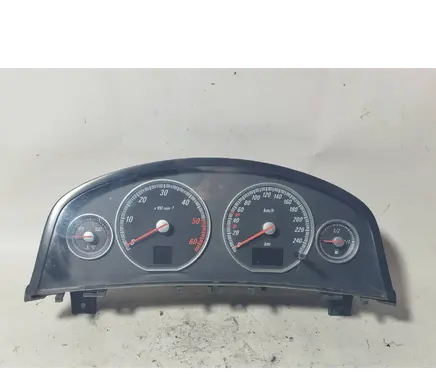 Opel Vectra C Speedometer (instrument cluster) 13140911SH