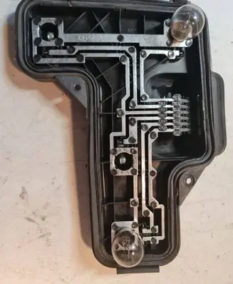 Volkswagen Lupo Tail light bulb cover holder 38020751DX 38020143