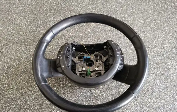 Citroen C4 I Steering wheel 96463392ZD