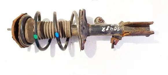 Toyota Avensis T250 Front shock absorber/damper 454520l