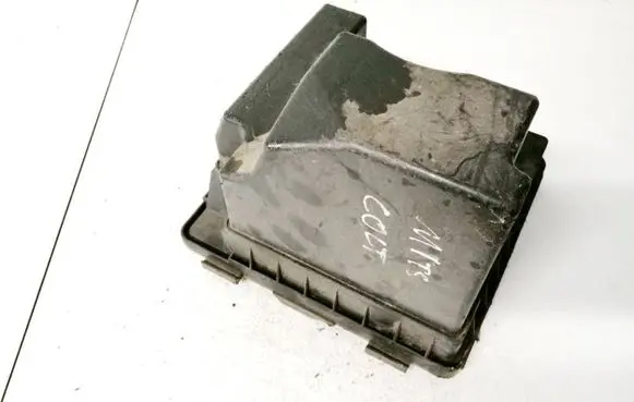 Mitsubishi Colt Air filter box