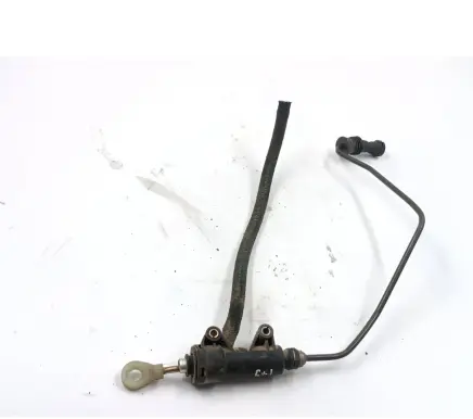 BMW 3 E46 Clutch master cylinder 21526758822