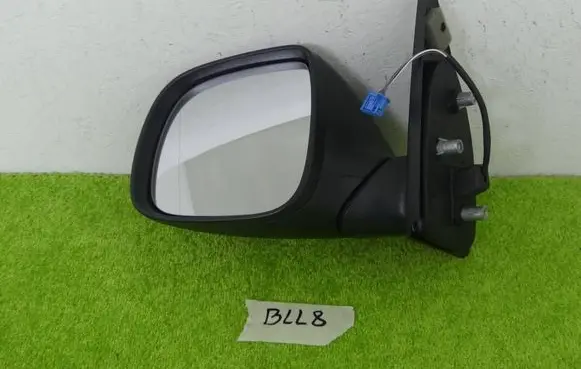 Volkswagen Amarok Front door electric wing mirror 