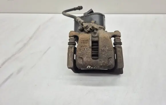 Audi Q3 8U Rear brake caliper 32332267J 5N0615404 3AA615426