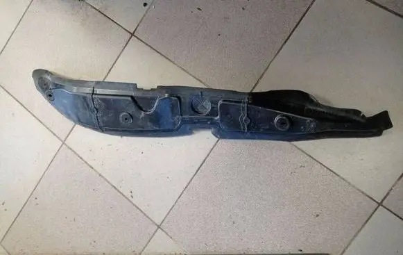 Mercedes-Benz EQS X296 Fender end trim A2968890100 2968890100