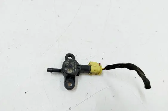 Audi A4 S4 B9 Airbag deployment crash/impact sensor 8W0959121A