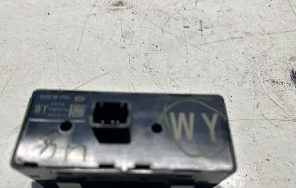 Other switches/knobs/shifts