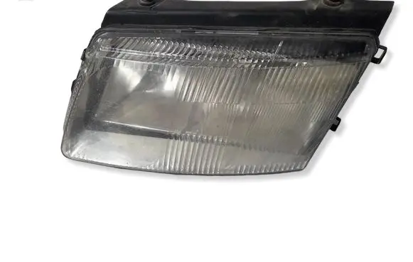 Volkswagen PASSAT B5 Headlight/headlamp 14742500
