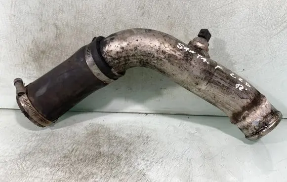Hyundai Santa Fe Intercooler hose/pipe