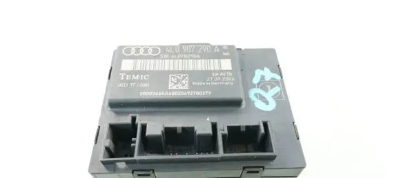 Audi Q7 4L Door control unit/module 4L0907290A