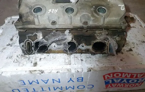Chrysler Pacifica Engine head 4792728AA