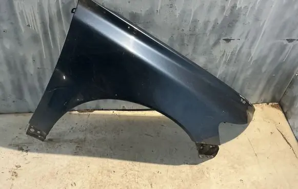 Volvo V50 Fender 