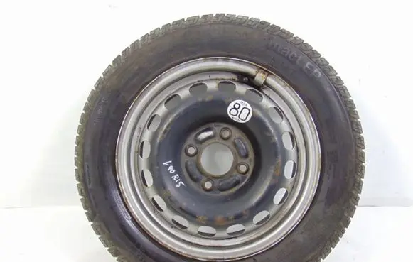 Volvo V40 Spare wheel mounting bracket 