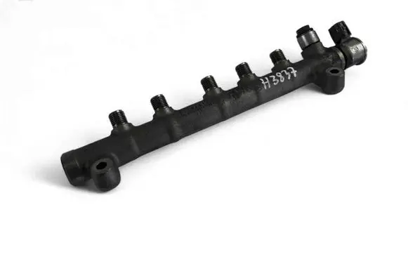 Volvo XC60 Fuel injector 31303612