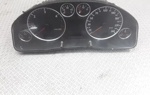 Speedometer (instrument cluster)