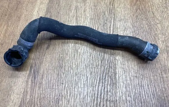 Mercedes-Benz GLC X253 C253 Engine coolant pipe/hose A2535014000
