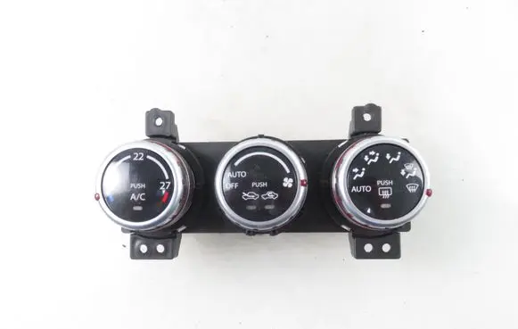 Suzuki SX4 Interior fan control switch 3951079J0