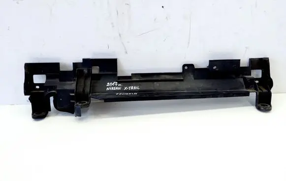 Nissan X-Trail T32 Top upper radiator support slam panel 215064M400